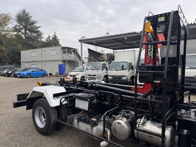 フックロール極東開発JM04-55-Dラジコン未使用車|中古トラックの販売・買取・査定のアイナビ
