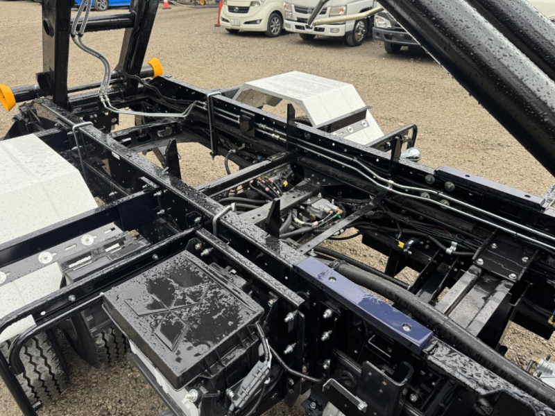 フックロール極東開発JM04-55-Dラジコン未使用車|中古トラックの販売・買取・査定のアイナビ