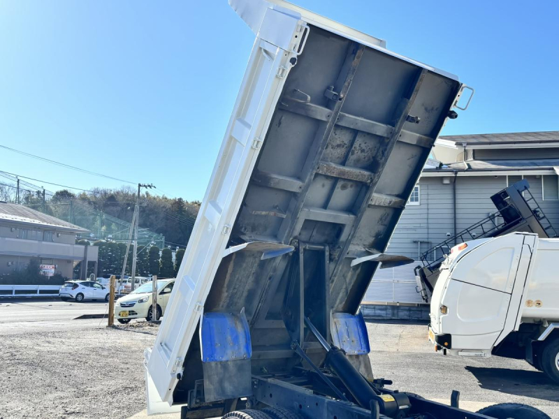 タイタン 高床ダンプ 積載3000kg|中古トラックの販売・買取・査定のアイナビ