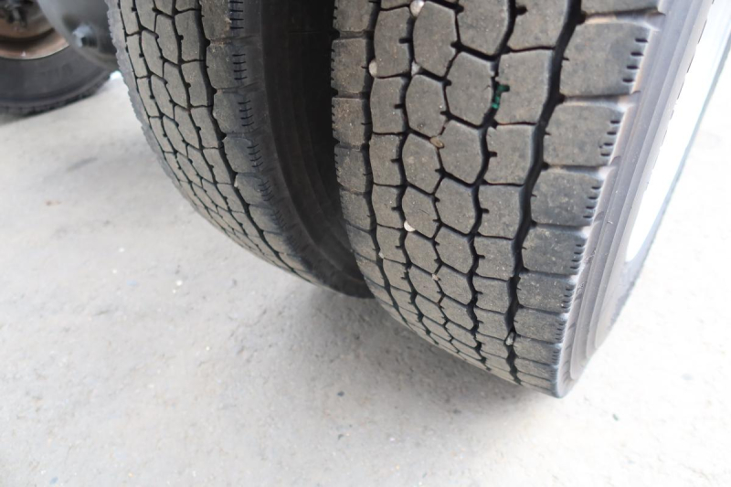 新明和製アームロールベッドなし 積載3900kgCCA44-30|中古トラックの販売・買取・査定のアイナビ