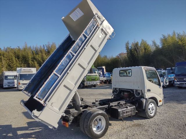 H22年 デュトロ3t低床強化ダンプ No.709|中古トラックの販売・買取・査定のアイナビ