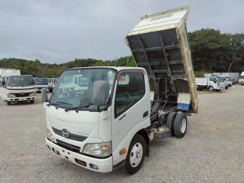 H25年　日野 デュトロ 3t 低床 ダンプ 　No.1011|中古トラックの販売・買取・査定のアイナビ