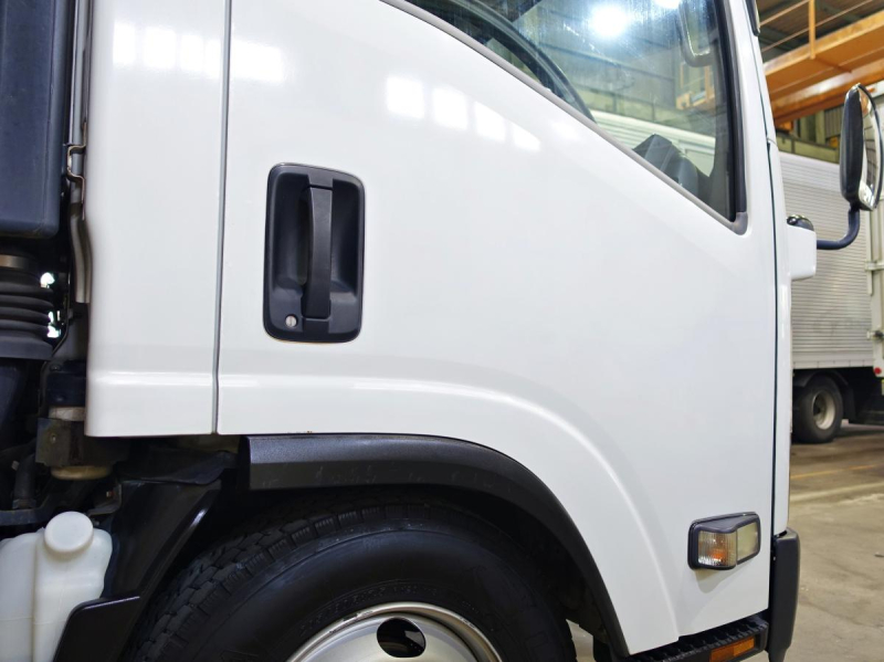 ワイド超ロング積載3.5tアルミウイングアルミウィング|中古トラックの販売・買取・査定のアイナビ