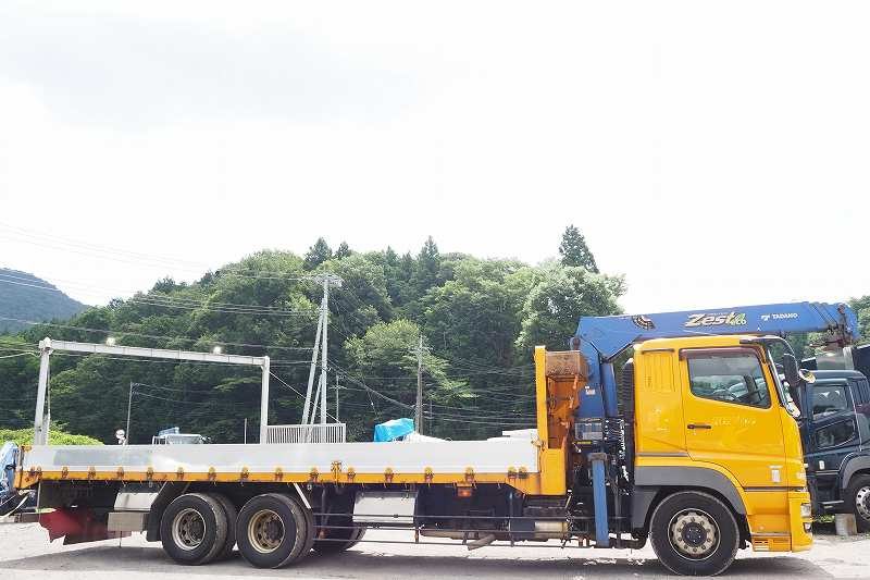 スーパーグレート3軸高床2デフ4段クレーンラジコンアルミ平|中古トラックの販売・買取・査定のアイナビ