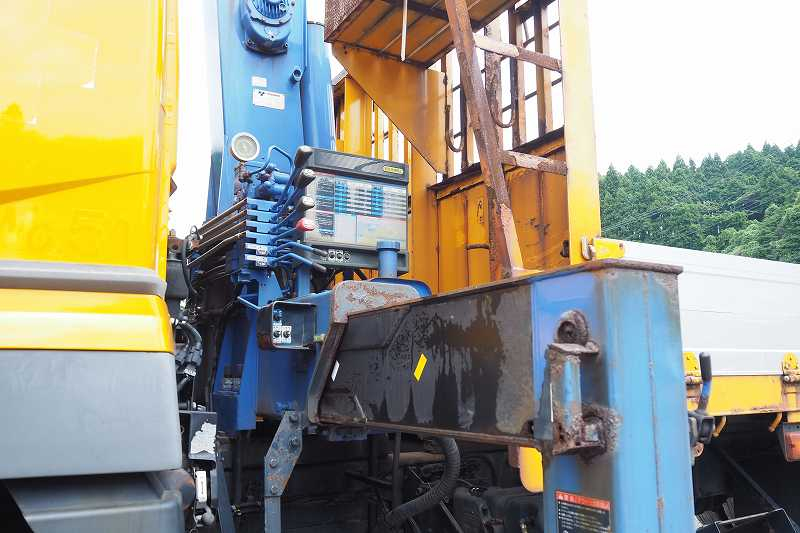 スーパーグレート3軸高床2デフ4段クレーンラジコンアルミ平|中古トラックの販売・買取・査定のアイナビ