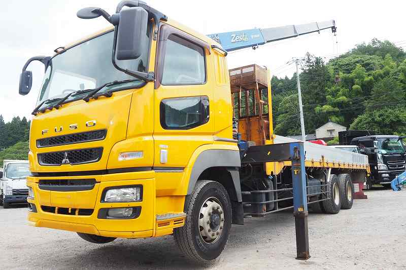 スーパーグレート3軸高床2デフ4段クレーンラジコンアルミ平|中古トラックの販売・買取・査定のアイナビ