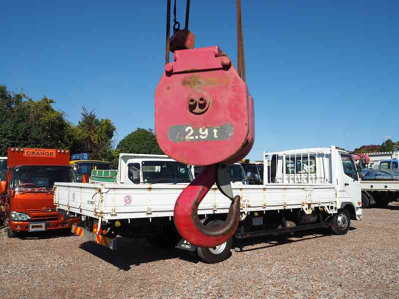 タイタン4段クレーン2.9t吊ラジコンワイド平ボディ積載3.5t|中古トラックの販売・買取・査定のアイナビ