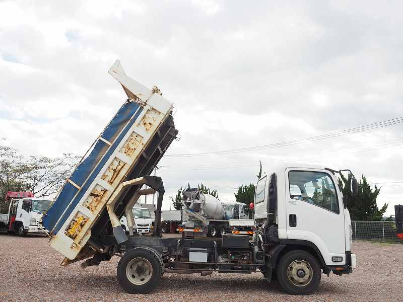 いすゞフォワード新明和製Lゲートダンプ電動コボレーン付|中古トラックの販売・買取・査定のアイナビ