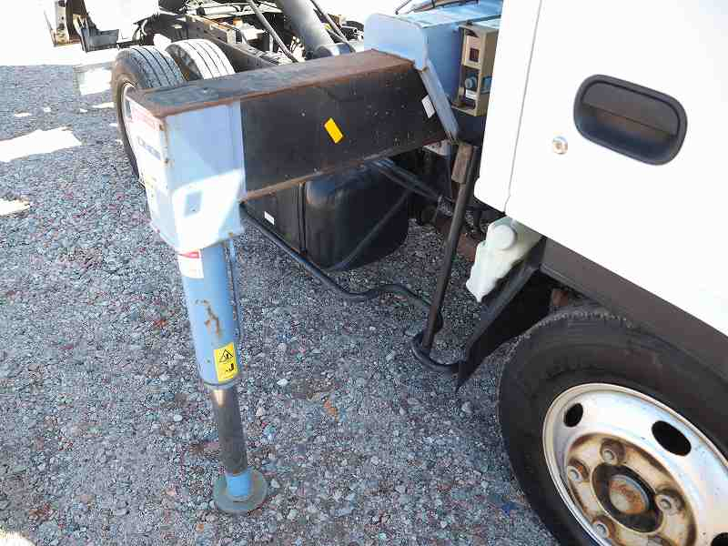 マツダタイタン3段クレーン付ダンプラジコン三方開生E/G|中古トラックの販売・買取・査定のアイナビ