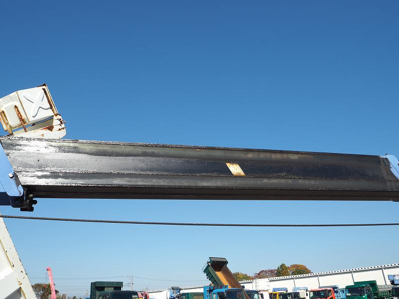 マツダタイタン3段クレーン付ダンプラジコン三方開生E/G|中古トラックの販売・買取・査定のアイナビ