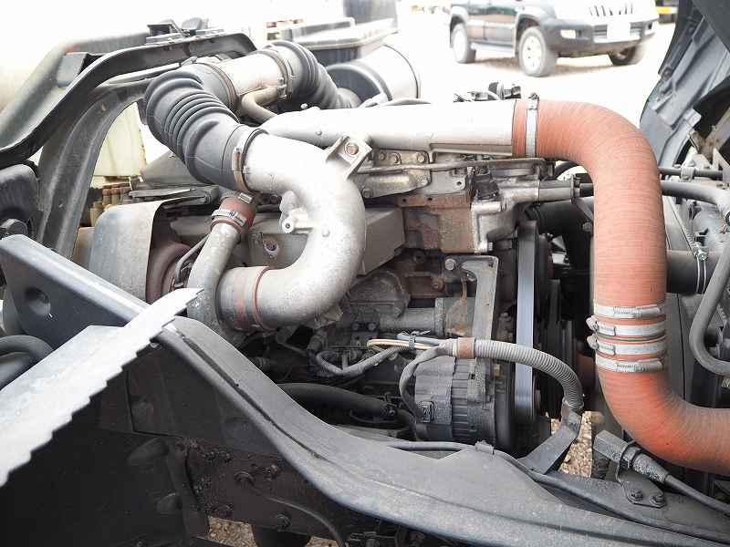 ファイター兼松汚泥吸引車強力吸引作業車バキュームダンパー|中古トラックの販売・買取・査定のアイナビ