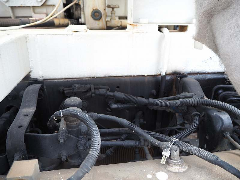 ファイター兼松汚泥吸引車強力吸引作業車バキュームダンパー|中古トラックの販売・買取・査定のアイナビ