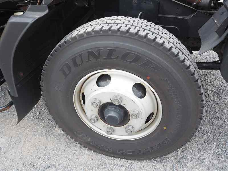 いすゞフォワード道路作業車標識車平ボディ|中古トラックの販売・買取・査定のアイナビ