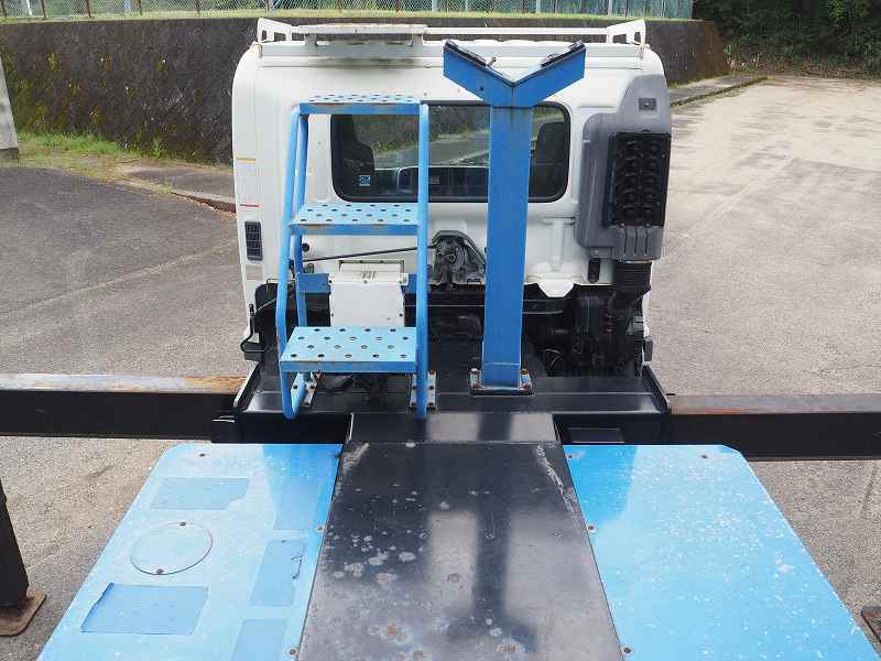 日野レンジャー高所作業車アイチ製27m高所作業車自動格納|中古トラックの販売・買取・査定のアイナビ