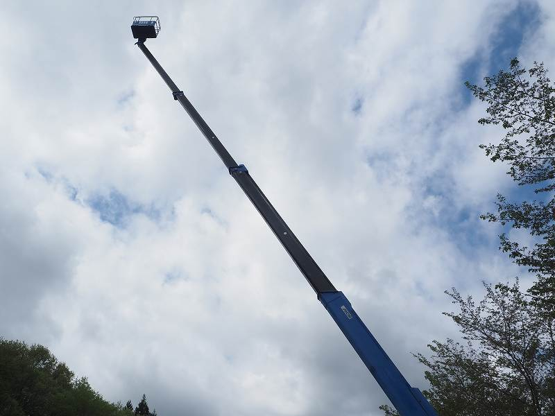 日野レンジャー高所作業車アイチ製27m高所作業車自動格納|中古トラックの販売・買取・査定のアイナビ