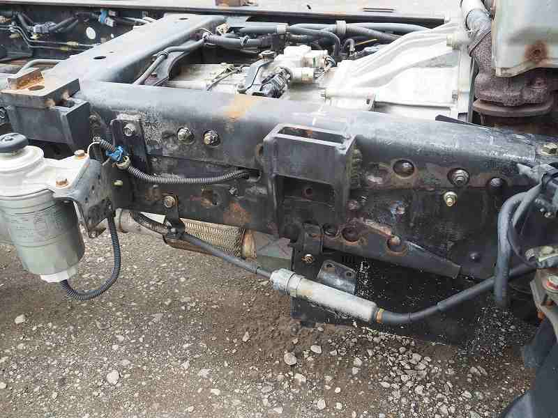 三菱ふそうキャンターワイドロングキャブ付シャーシPTO付|中古トラックの販売・買取・査定のアイナビ