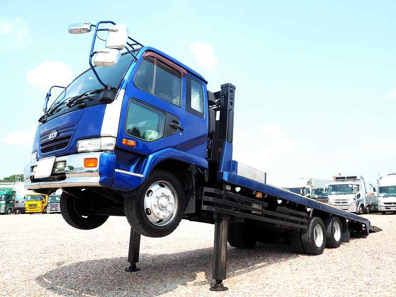 コンドル増々トンリターダセルフローダー自動歩みウインチ|中古トラックの販売・買取・査定のアイナビ