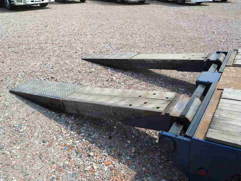 コンドル増々トンリターダセルフローダー自動歩みウインチ|中古トラックの販売・買取・査定のアイナビ