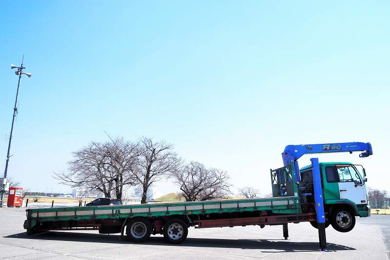 コンドル増々トン4段セルフクレーンラジコン|中古トラックの販売・買取・査定のアイナビ