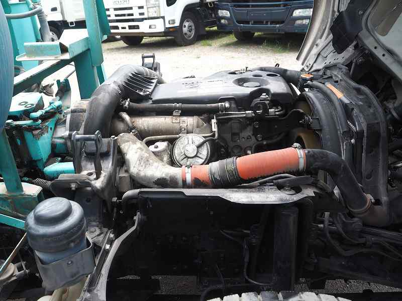 いすゞエルフカヤバ製生コンコンクリートミキサー車2.5立米|中古トラックの販売・買取・査定のアイナビ