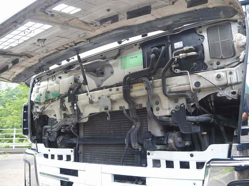 ギガ2デフ新明和8.7立米ミキサー車電動スランプガード|中古トラックの販売・買取・査定のアイナビ