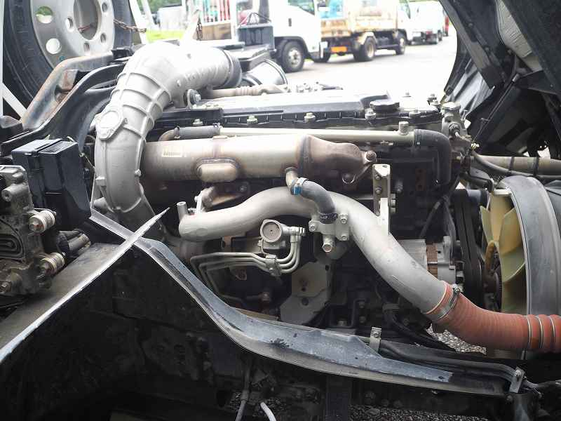 三菱ふそうファイター新明和製生コンコンクリートミキサー車|中古トラックの販売・買取・査定のアイナビ