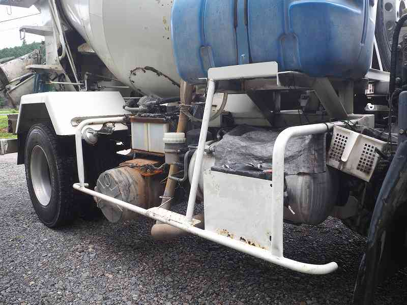 三菱ふそうファイター新明和製生コンコンクリートミキサー車|中古トラックの販売・買取・査定のアイナビ