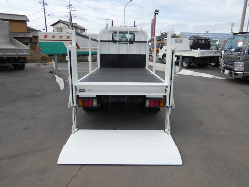 H23 2トン マニュアル 平ボディ 260212|中古トラックの販売・買取・査定のアイナビ