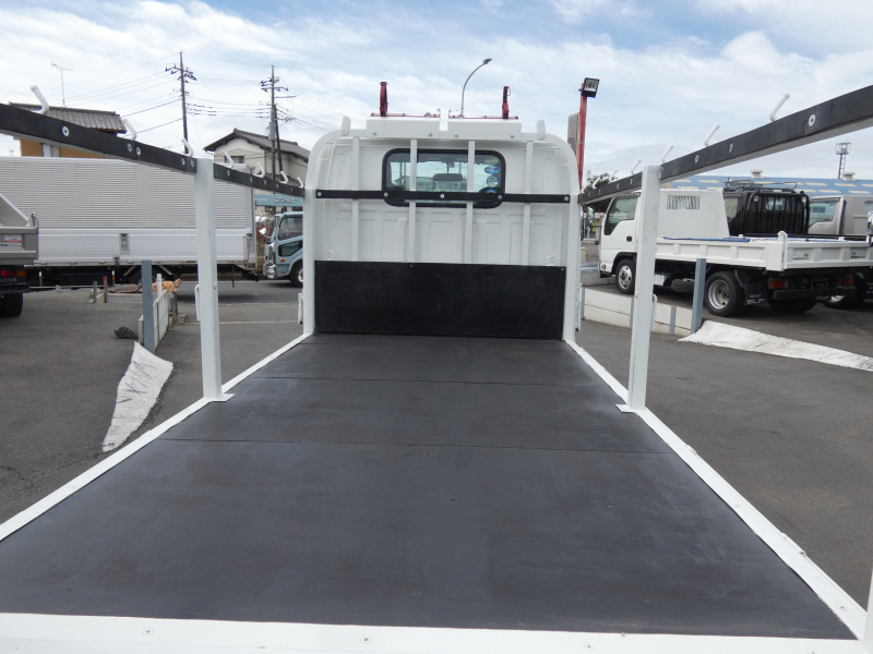 H23 2トン マニュアル 平ボディ 260212|中古トラックの販売・買取・査定のアイナビ
