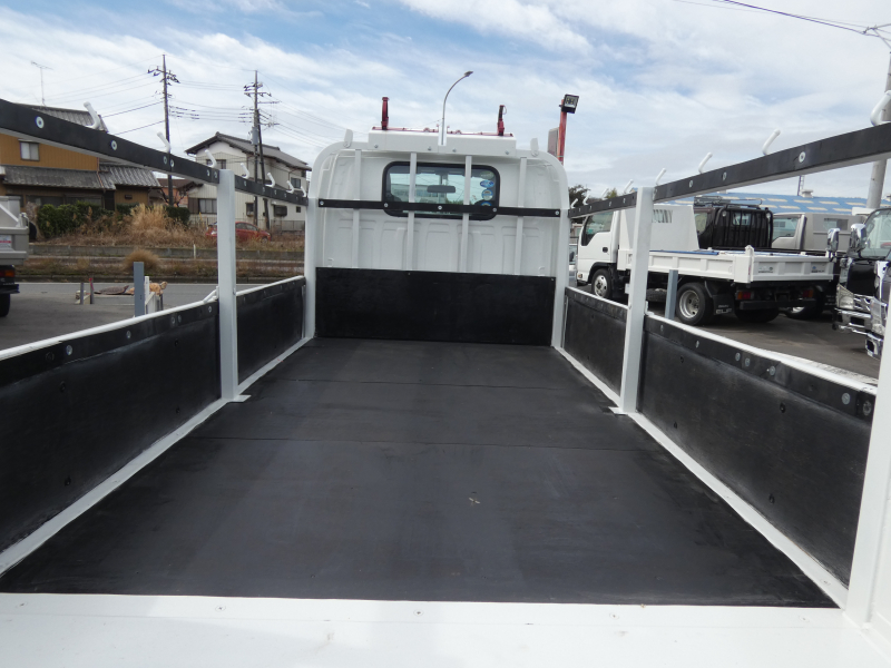 H23 2トン マニュアル 平ボディ 260212|中古トラックの販売・買取・査定のアイナビ
