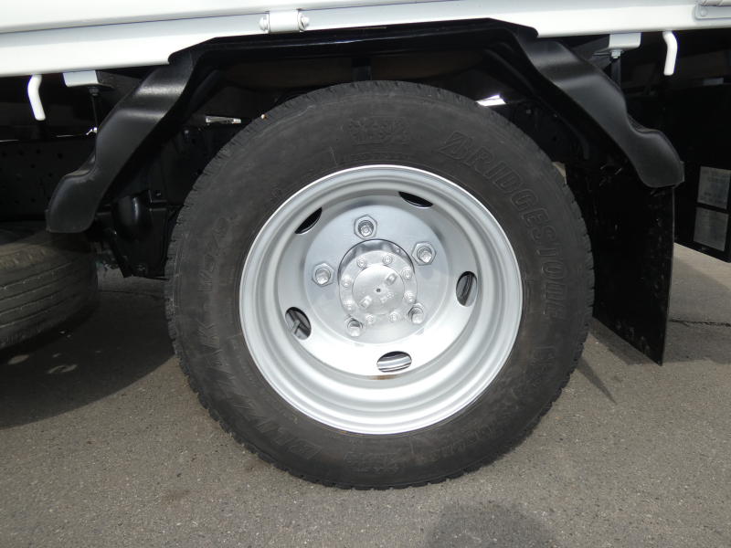 H23 2トン マニュアル 平ボディ 260212|中古トラックの販売・買取・査定のアイナビ