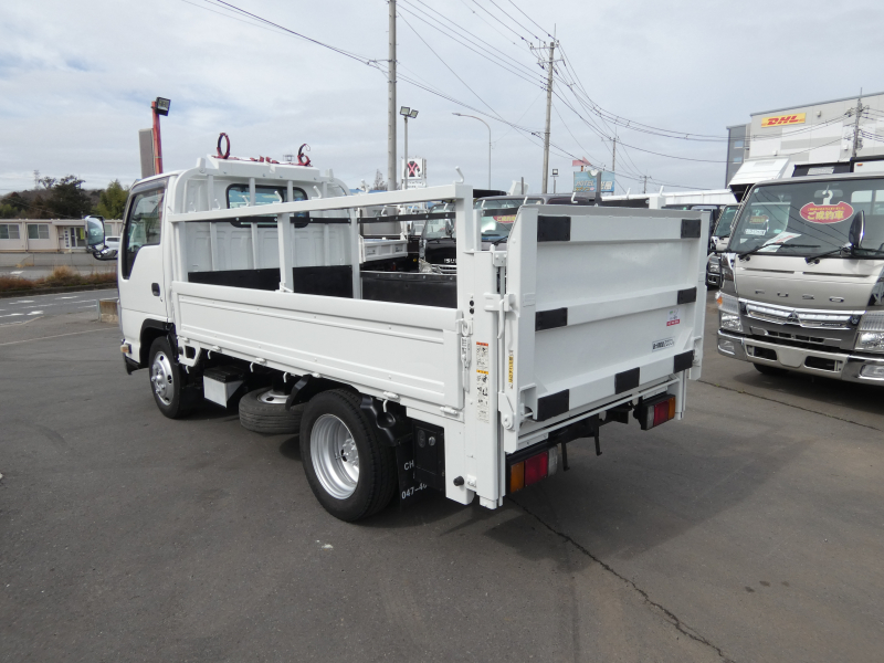 H23 2トン マニュアル 平ボディ 260212|中古トラックの販売・買取・査定のアイナビ