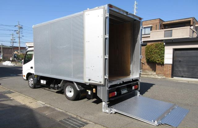 日野 バン車 デュトロ|中古トラックの販売・買取・査定のアイナビ