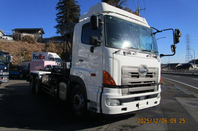 H27プロフィア脱着装置付コンテナ専用車10.6t積載|中古トラックの販売・買取・査定のアイナビ