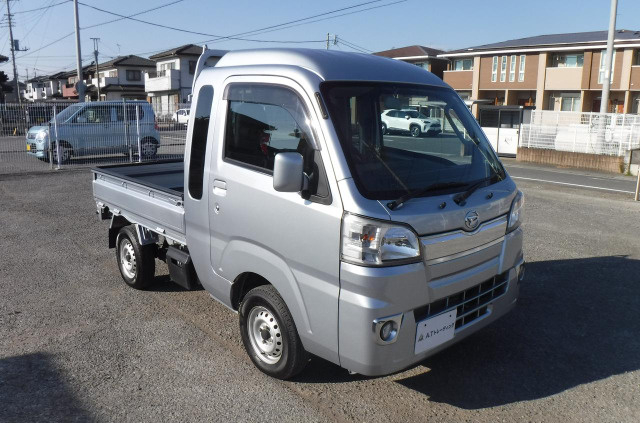 H.28年ダイハツハイゼットジャンボ4WD3方開LEDフォグ5MT|中古トラックの販売・買取・査定のアイナビ