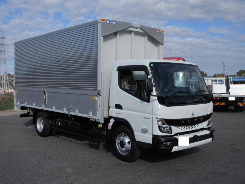 積載3900kg　ワイド幅　超ロング　アルミウイング　!!|中古トラックの販売・買取・査定のアイナビ