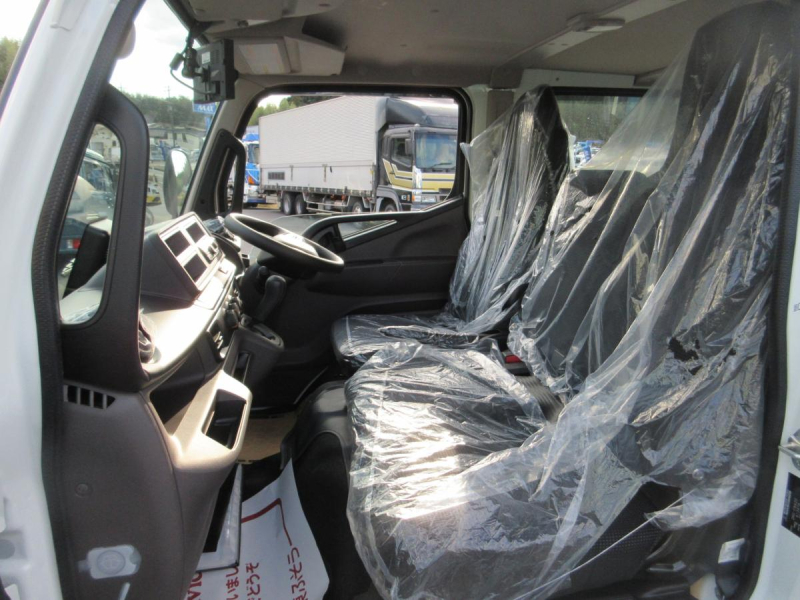 AT Wキャブ 平ボデー 垂直ゲート 積載2トン !!|中古トラックの販売・買取・査定のアイナビ