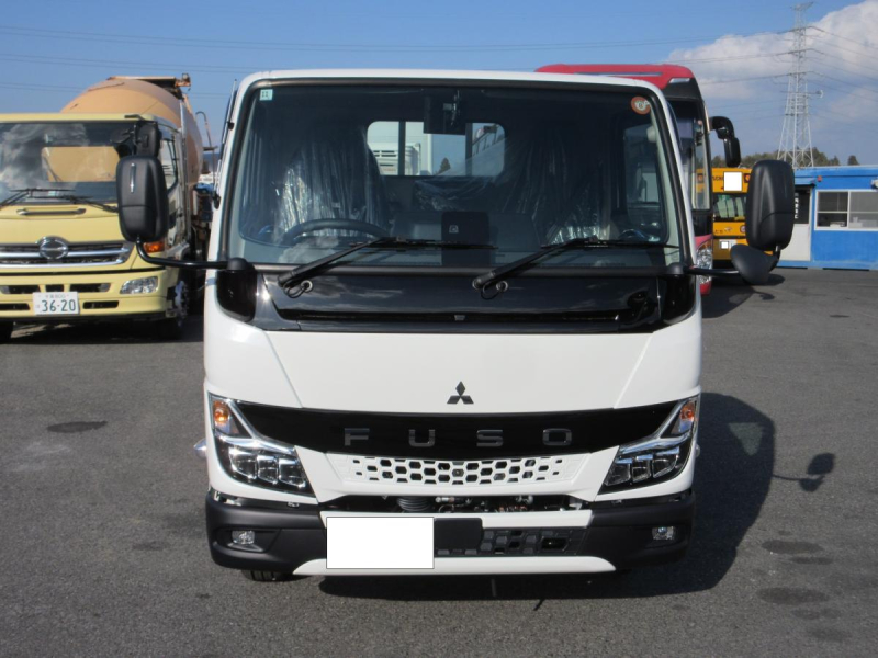 AT　積載2950kg　平ボデー　垂直ゲート　全低床　!!|中古トラックの販売・買取・査定のアイナビ