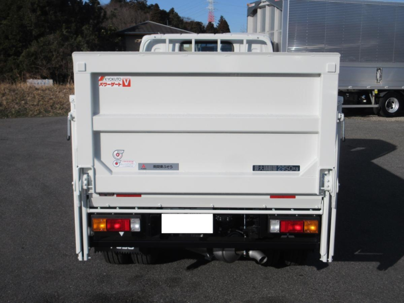 積載量2950Kg　垂直ゲート　平ボデー　高床　5速ミッション|中古トラックの販売・買取・査定のアイナビ