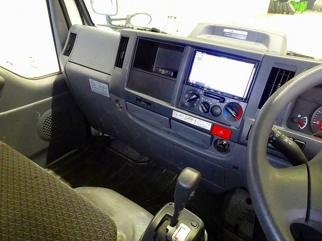 エルフ1.55tFFLWタイヤ平ボデー|中古トラックの販売・買取・査定のアイナビ