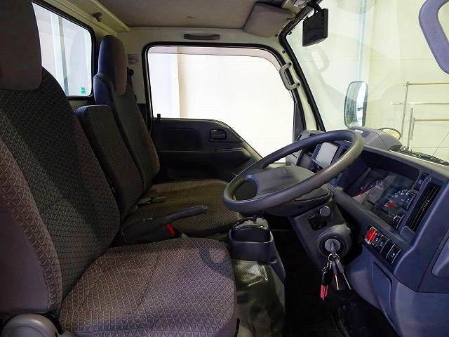 エルフ1.55tFFLWタイヤ平ボデー|中古トラックの販売・買取・査定のアイナビ