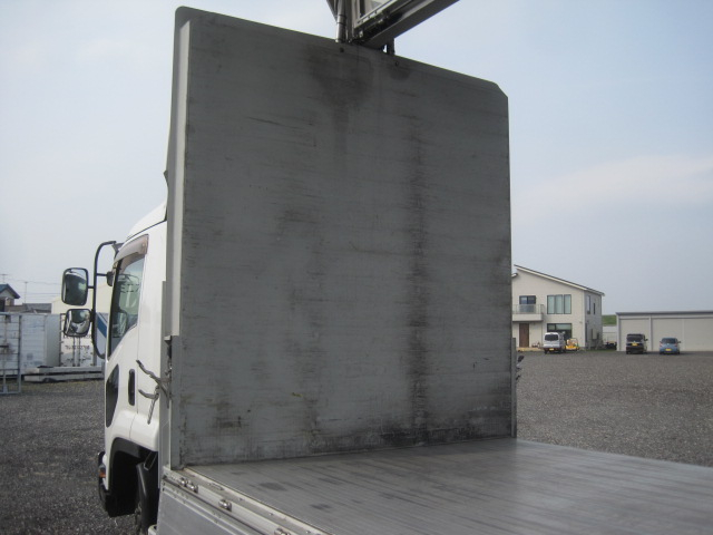 7200ボディフルワイド内高251エアサス積載2300㎏メッキ多数|中古トラックの販売・買取・査定のアイナビ