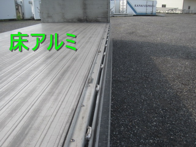 7200ボディフルワイド内高251エアサス積載2300㎏メッキ多数|中古トラックの販売・買取・査定のアイナビ