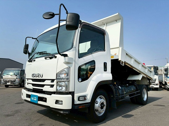 ショートキャブ/ベッドレス新明和工業190馬力6速MT|中古トラックの販売・買取・査定のアイナビ