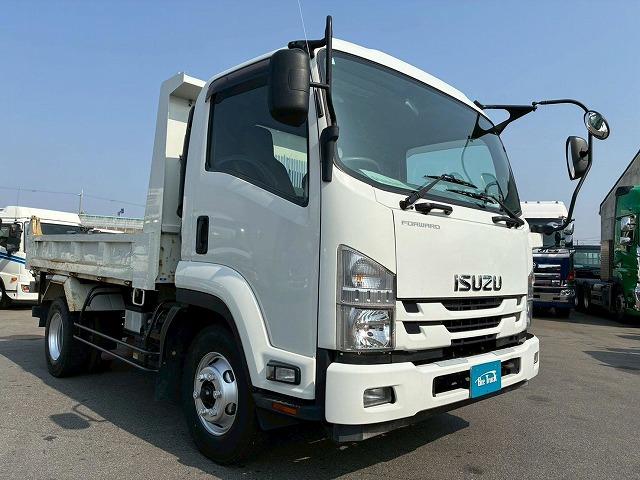 ショートキャブ/ベッドレス新明和工業190馬力6速MT|中古トラックの販売・買取・査定のアイナビ