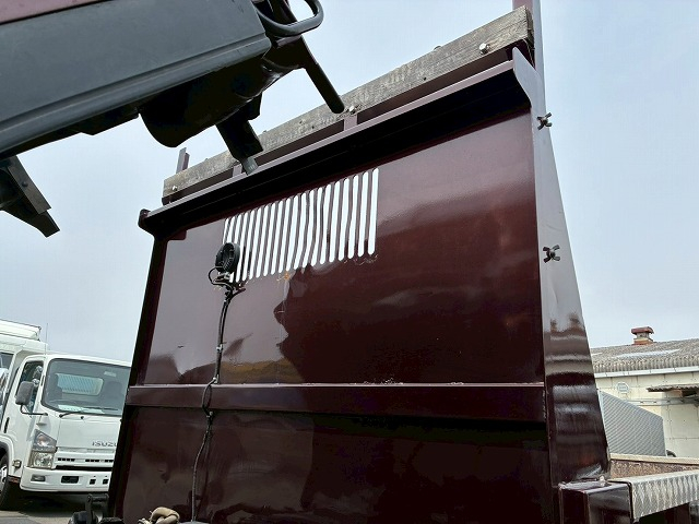 保証対象車両極東開発工業2t積載150馬力5速MT|中古トラックの販売・買取・査定のアイナビ