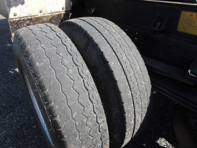 2.6tパッカー車塵芥車回転式ダンプ式新明和オートマAT|中古トラックの販売・買取・査定のアイナビ