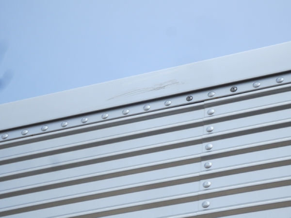 いすゞエルフワイドロングドライバンゲート付|中古トラックの販売・買取・査定のアイナビ