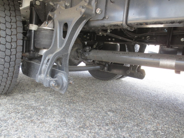 日野レンジャー冷蔵冷凍車ゲート付|中古トラックの販売・買取・査定のアイナビ