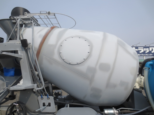 三菱ファイターミキサー車|中古トラックの販売・買取・査定のアイナビ